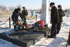 23 февраля в Питерском районе прошла всероссийская акция «Защитим память героев».