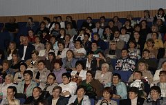 В Питерке прошло торжественное мероприятие, приуроченное ко Дню дошкольного работника и Международному дню учителя