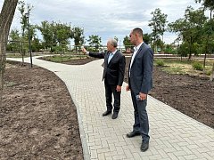 Сегодня Питерский район посетил сенатор Российской Федерации Валерий Радаев