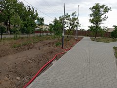Продолжается благоустройство Парка Победы в селе Питерка