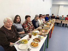 Накануне международного женского дня глава района Д.Н. Живайкин встретился с мамами и женами защитников, участвующих в специальной военной операции