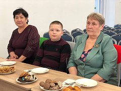Накануне международного женского дня глава района Д.Н. Живайкин встретился с мамами и женами защитников, участвующих в специальной военной операции